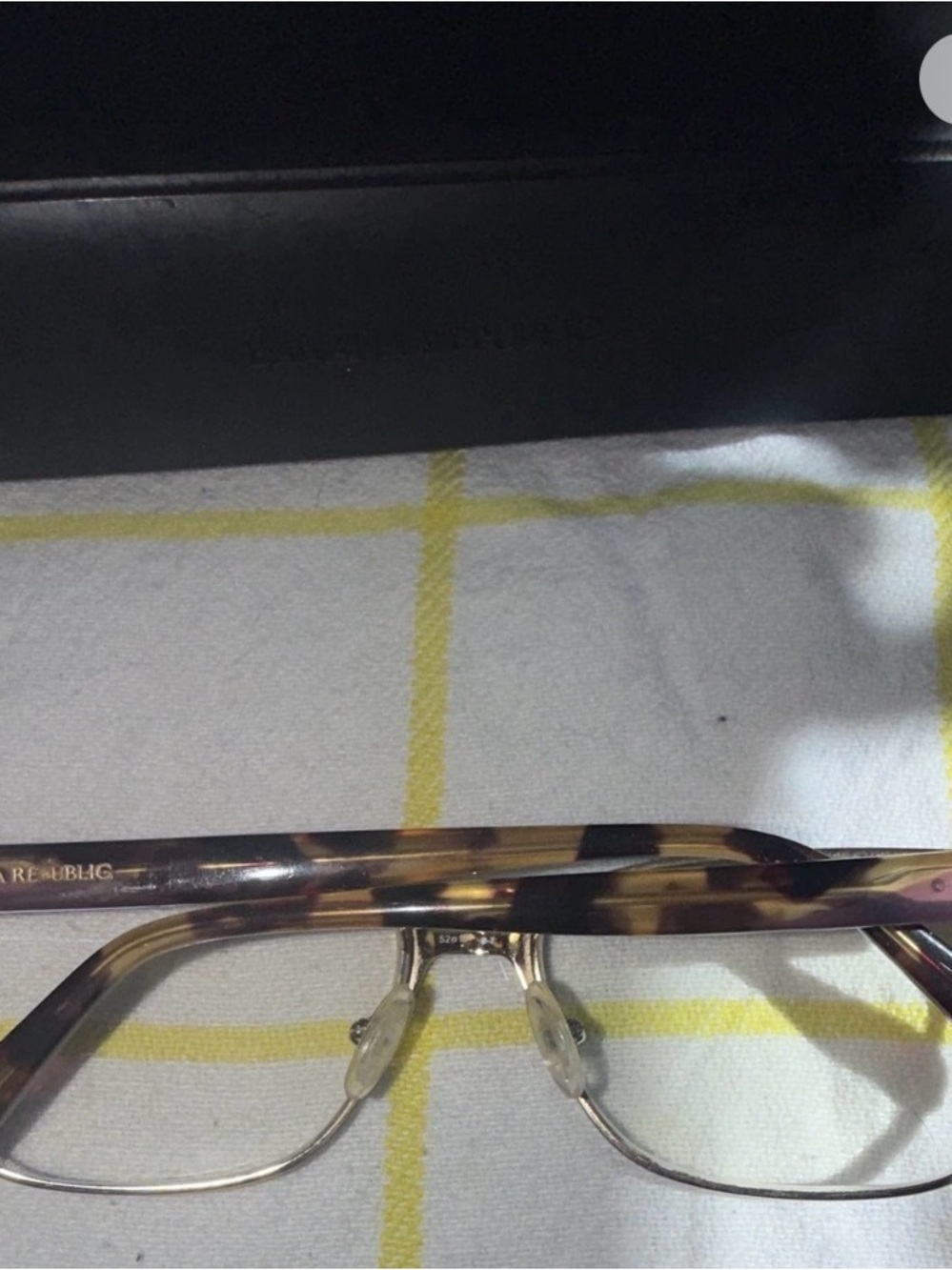 Lot of Women’s Eyeglass Frames & Cases - Vogue & Banana Republic Stylish Frames - Picture 10 of 11